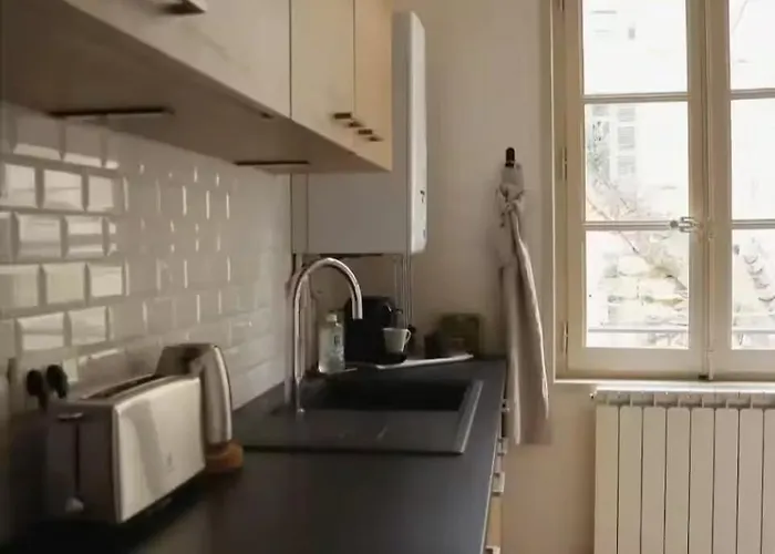 'petit Beguin' Au Coeur D'uzes *