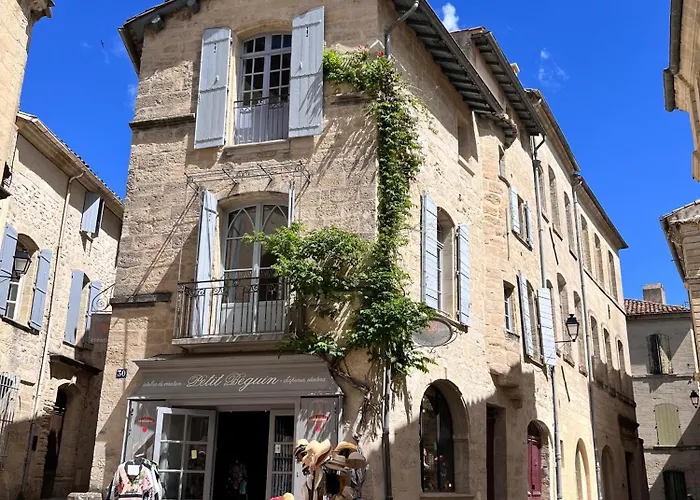 'petit Beguin' Au Coeur D'uzes *