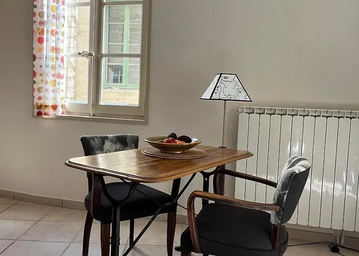 شقة 'petit Beguin' Au Coeur D'uzes *